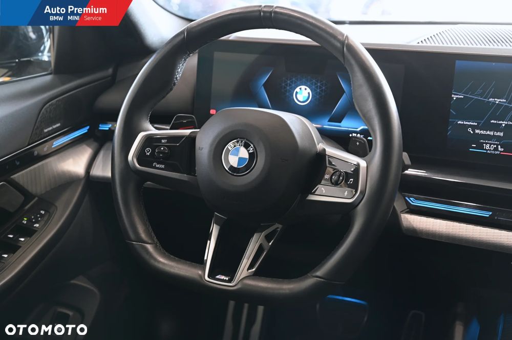 BMW Seria 5 520i mHEV - 15