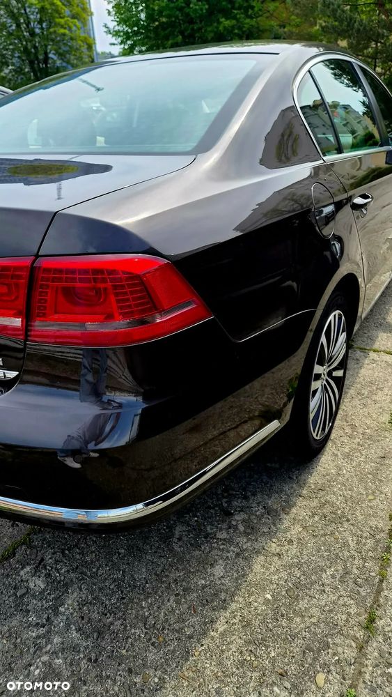 Volkswagen Passat 2.0 TDI Comfortline DSG - 5