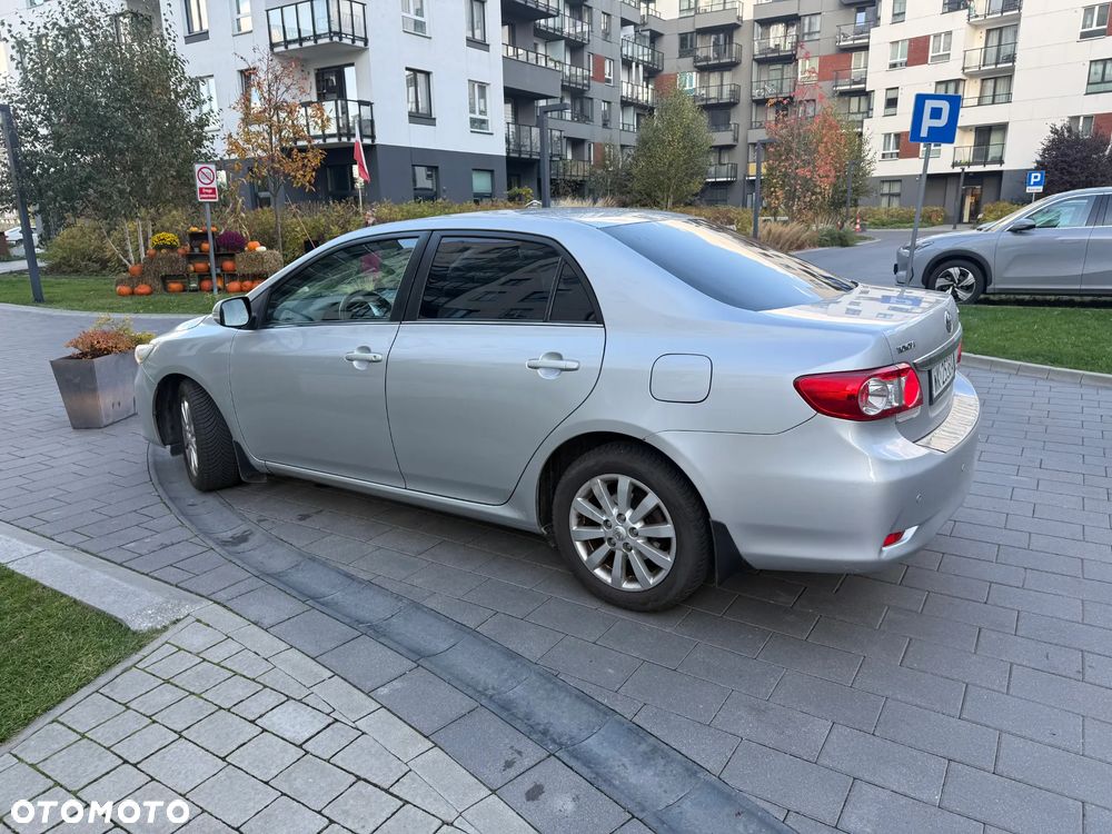 Toyota Corolla 1.4 D-4D Premium - 4