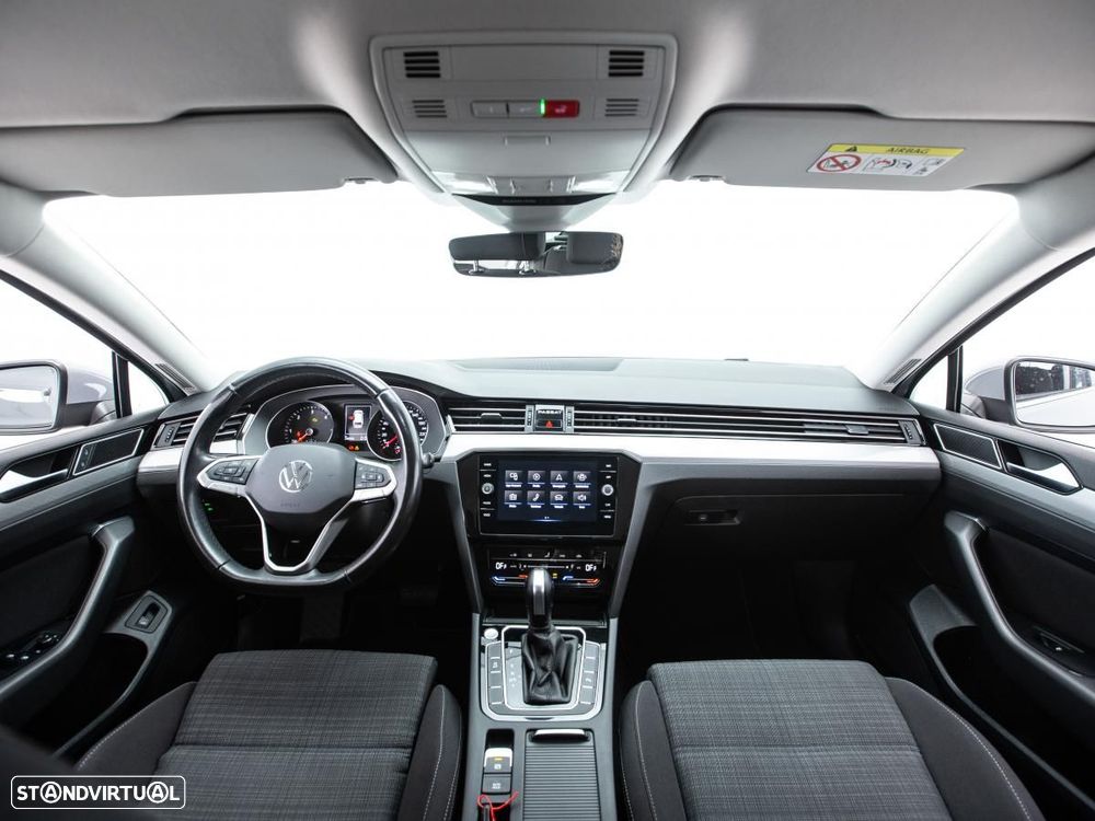 VW Passat Variant 2.0 TDI Business DSG - 7