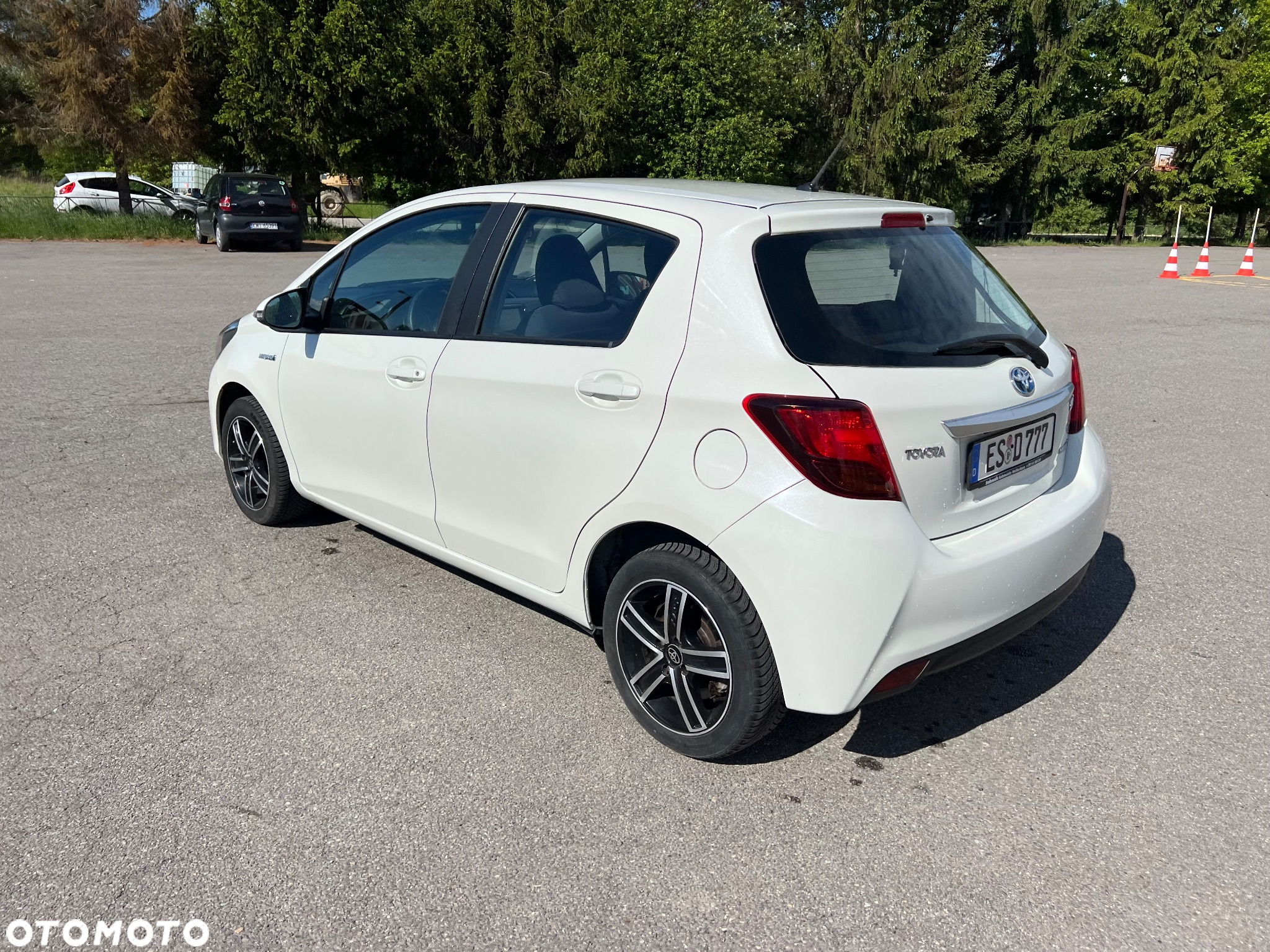 Toyota Yaris Hybrid 1.5 VVT-i Edition-S - 8