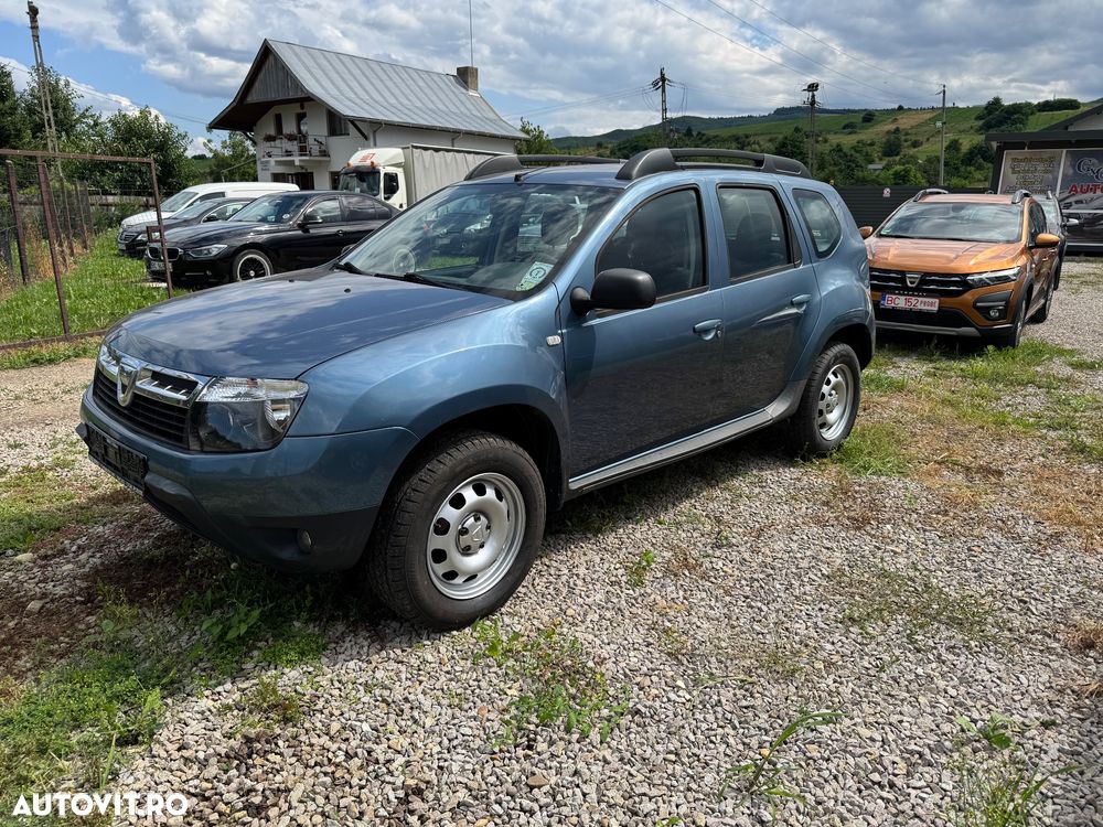 Dacia Duster 2011 photo 2