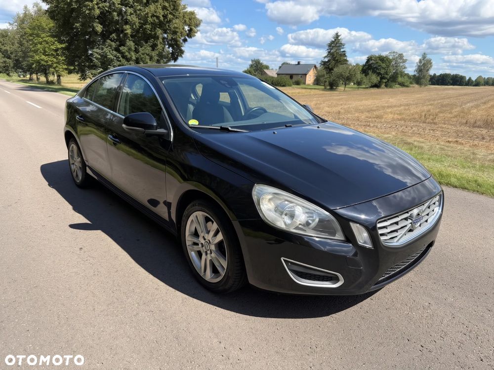 Volvo S60 D2 Momentum - 2