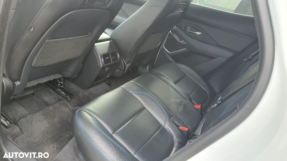 Jaguar E-Pace P250 AWD R-Dynamic S - 16