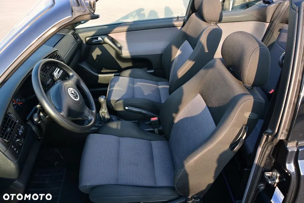 Volkswagen Golf - 17