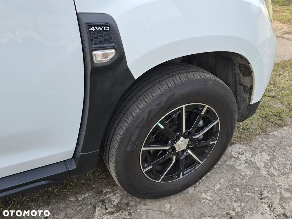 Dacia Duster 1.6 SCe Comfort 4WD - 8