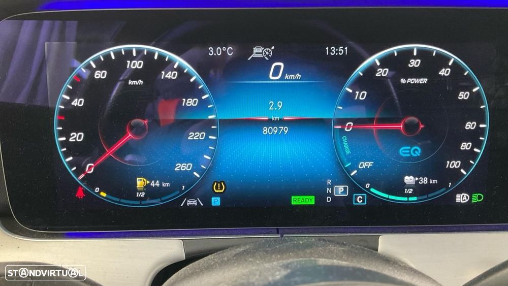 Mercedes-Benz E 300 de 9G-TRONIC - 3