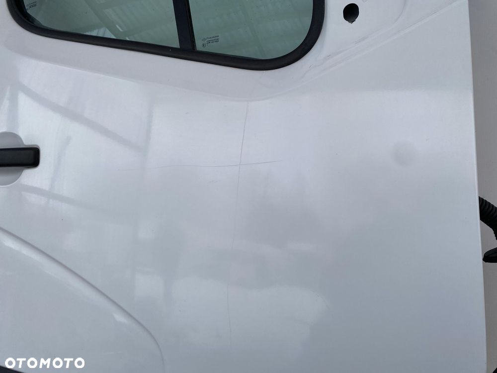 MASTER 3 MOVANO B 10- DRZWI PRZEDNIE PRAWE PRZÓD BIAŁE Z SZYBĄ I BOCZKIEM - 4