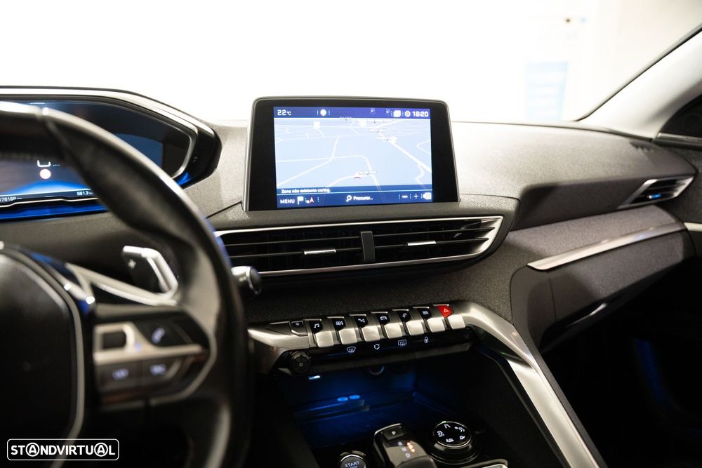 Peugeot 5008 1.2 PureTech Allure Pack EAT8 - 12
