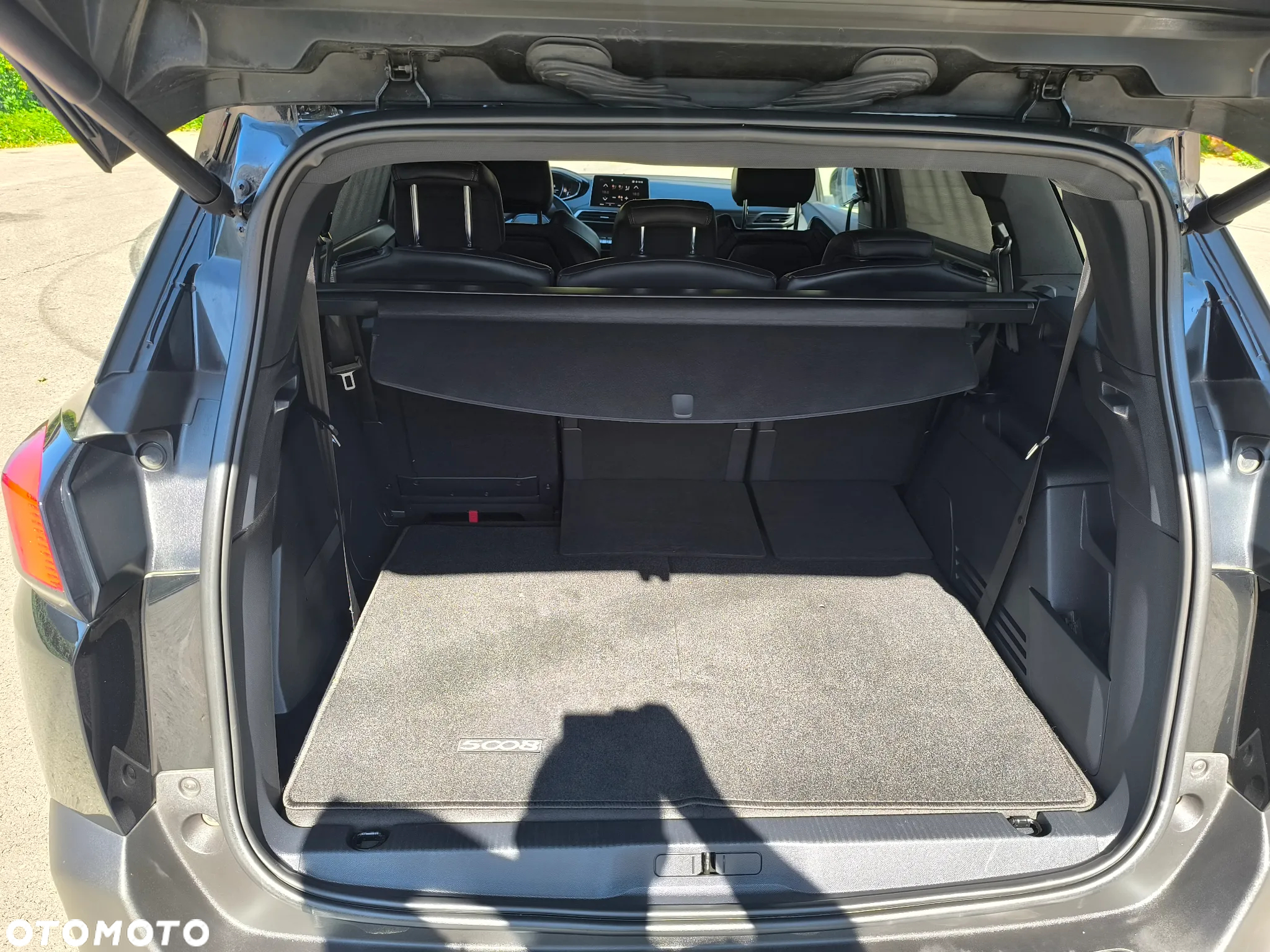 Peugeot 5008 - 24