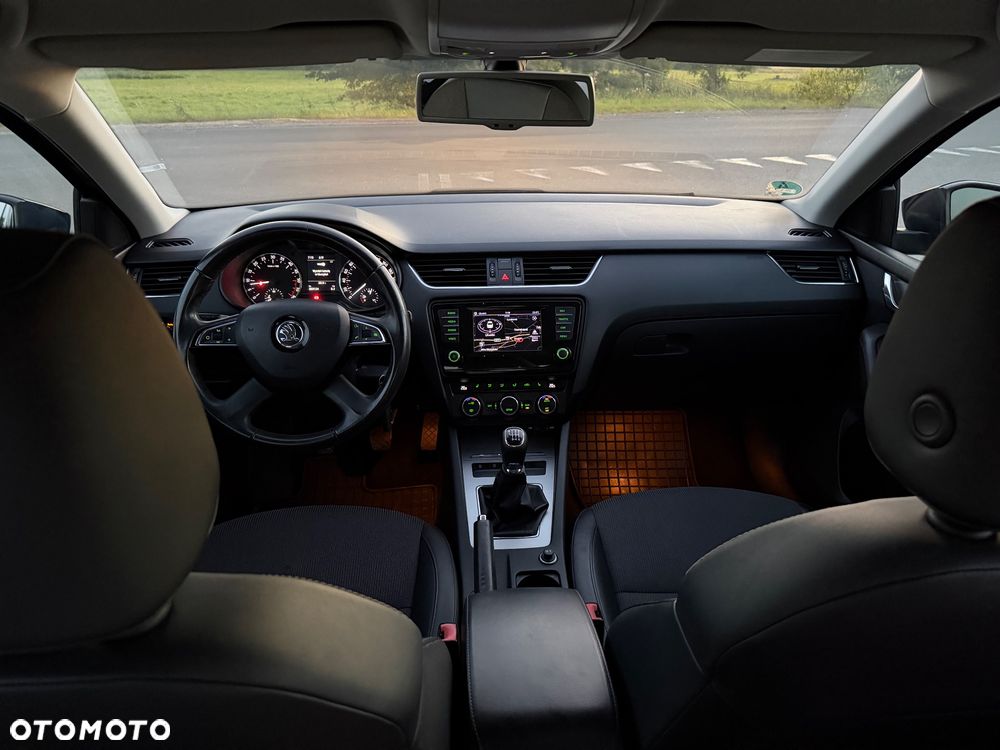 Skoda Octavia 2.0 TDI Ambition - 10