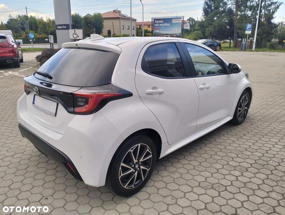 Toyota Yaris 1.5 Style - 4