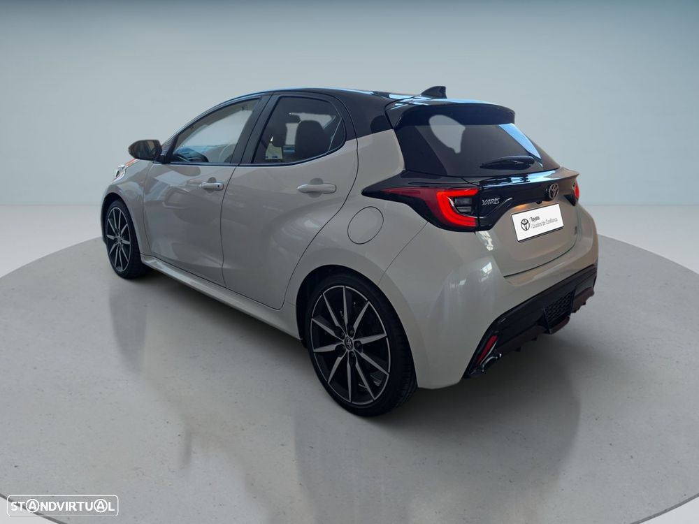 Toyota Yaris - 13