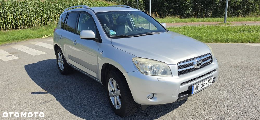 Toyota RAV4 - 2
