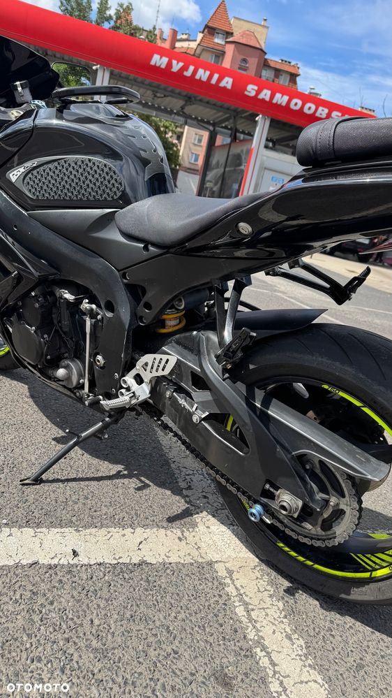 Suzuki GSX-R - 7