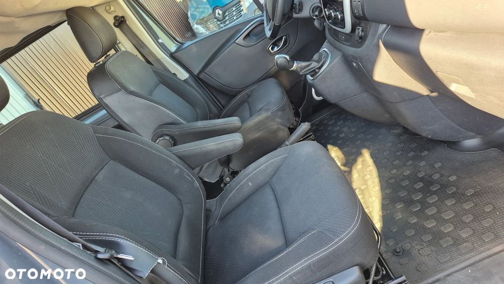 Renault Trafic Grand 2.0 dCi EDC - 25