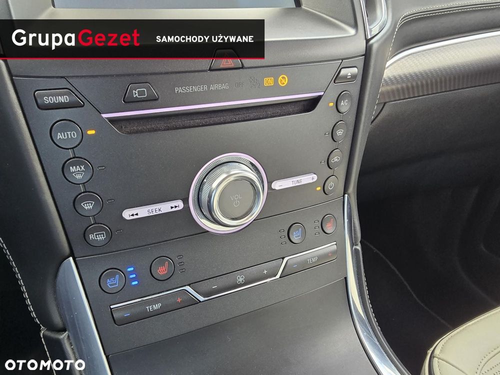 Ford Edge - 32