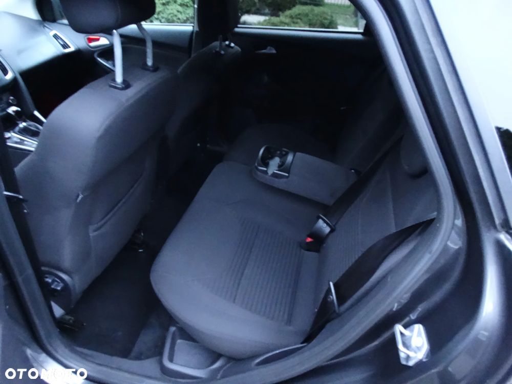 Ford Focus - 12