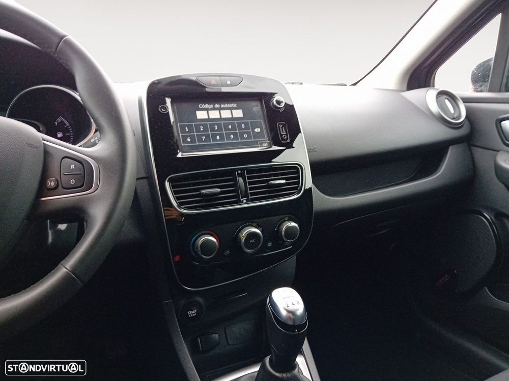 Renault Clio 0.9 TCE Dynamique S - 11