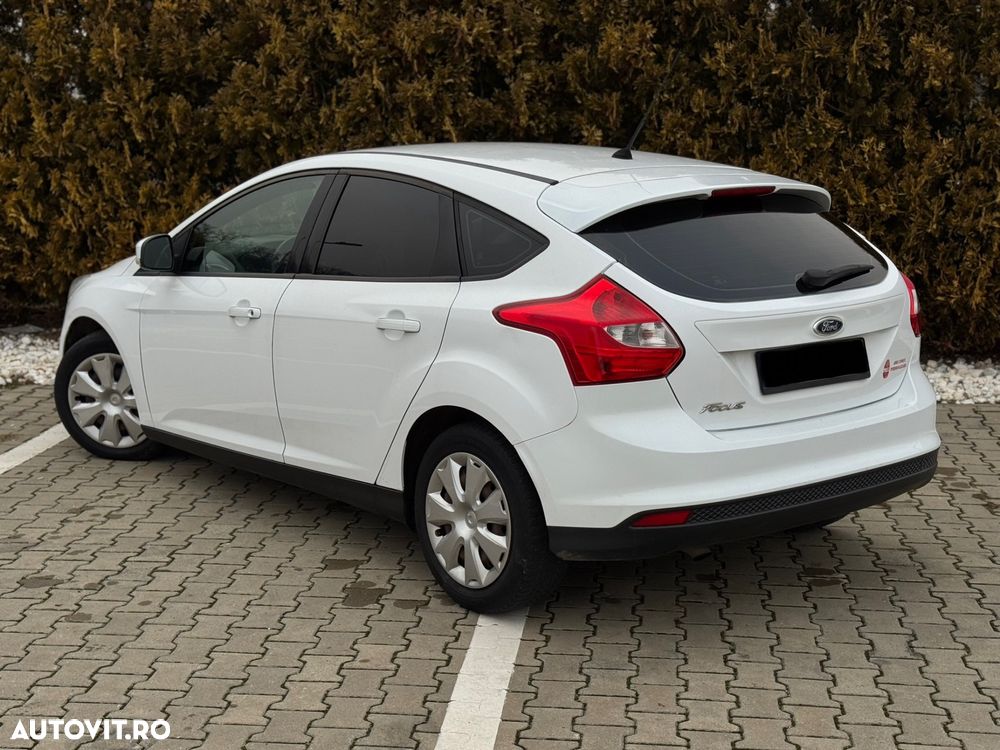 Ford Focus 1.6 TDCI DPF Sport - 7