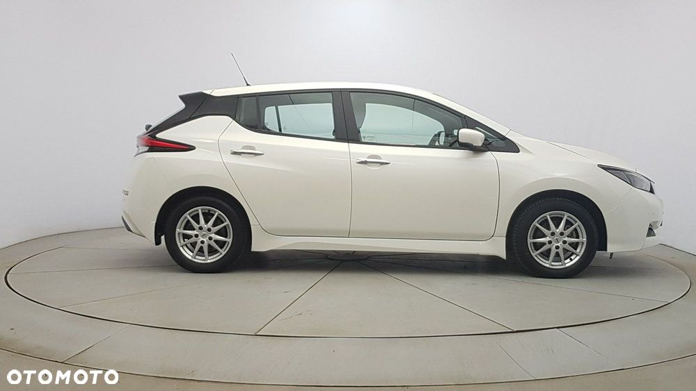 Nissan Leaf - 7