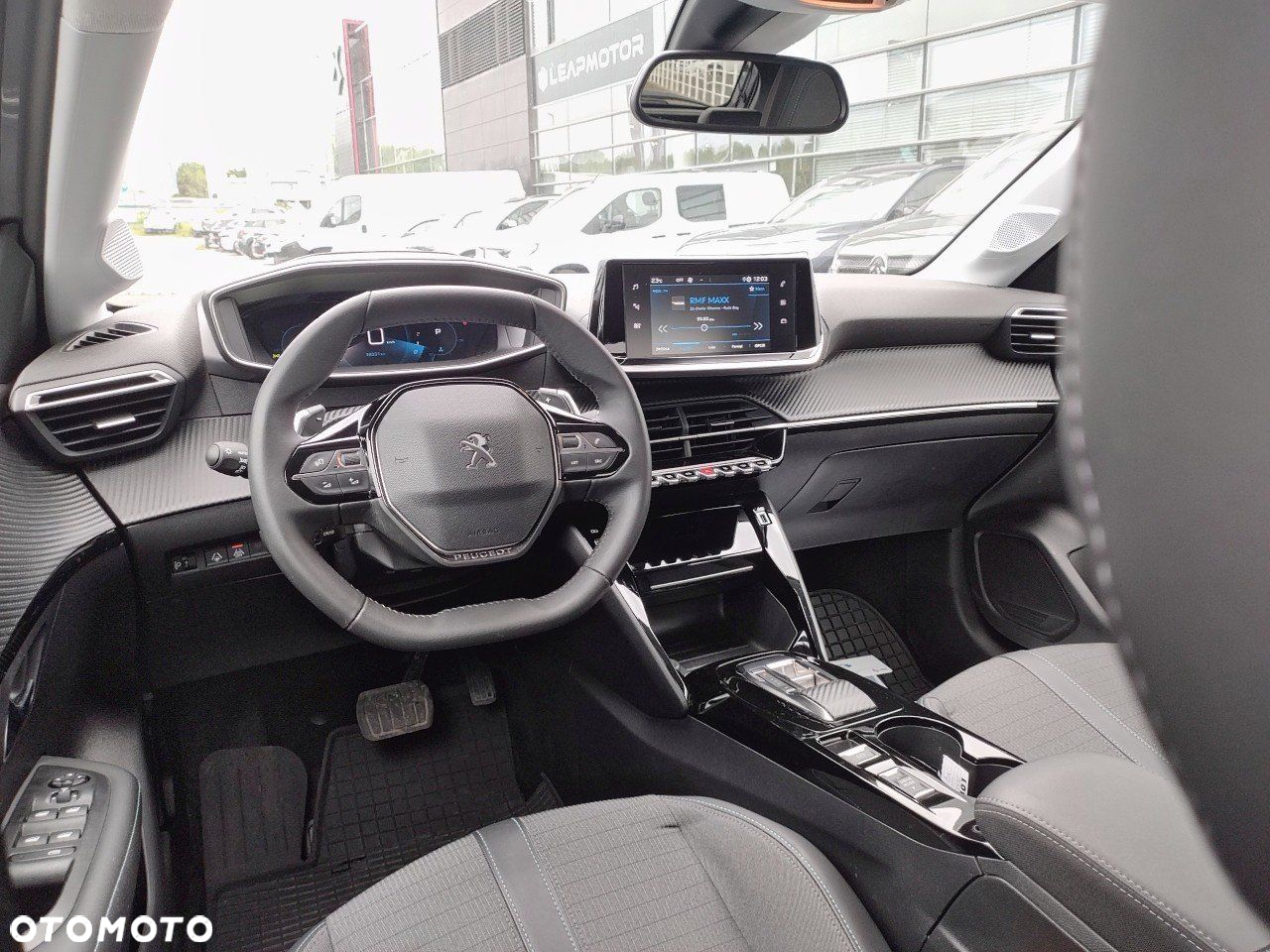 Peugeot 208 1.2 PureTech Allure Pack S&S EAT8 - 8