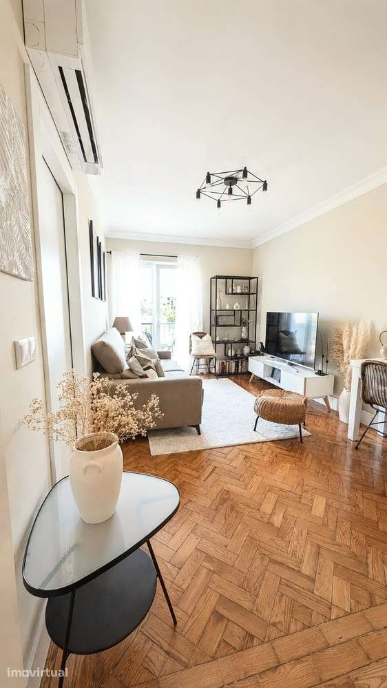 Apartamento T2 em São Vicente com Suite e Vista Rio - Grande imagem: 3/26