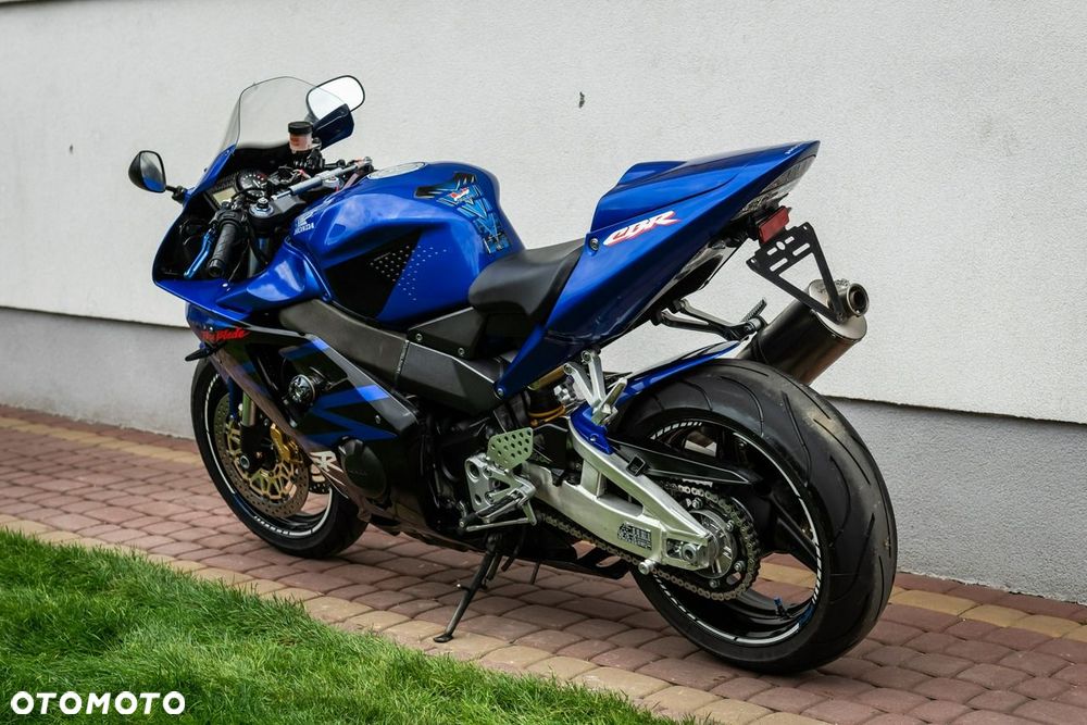 Honda CBR - 7