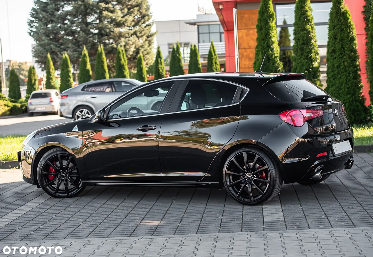 Alfa Romeo Giulietta 1.8 TBi 16V TCT Quadrifoglio Verde - 10