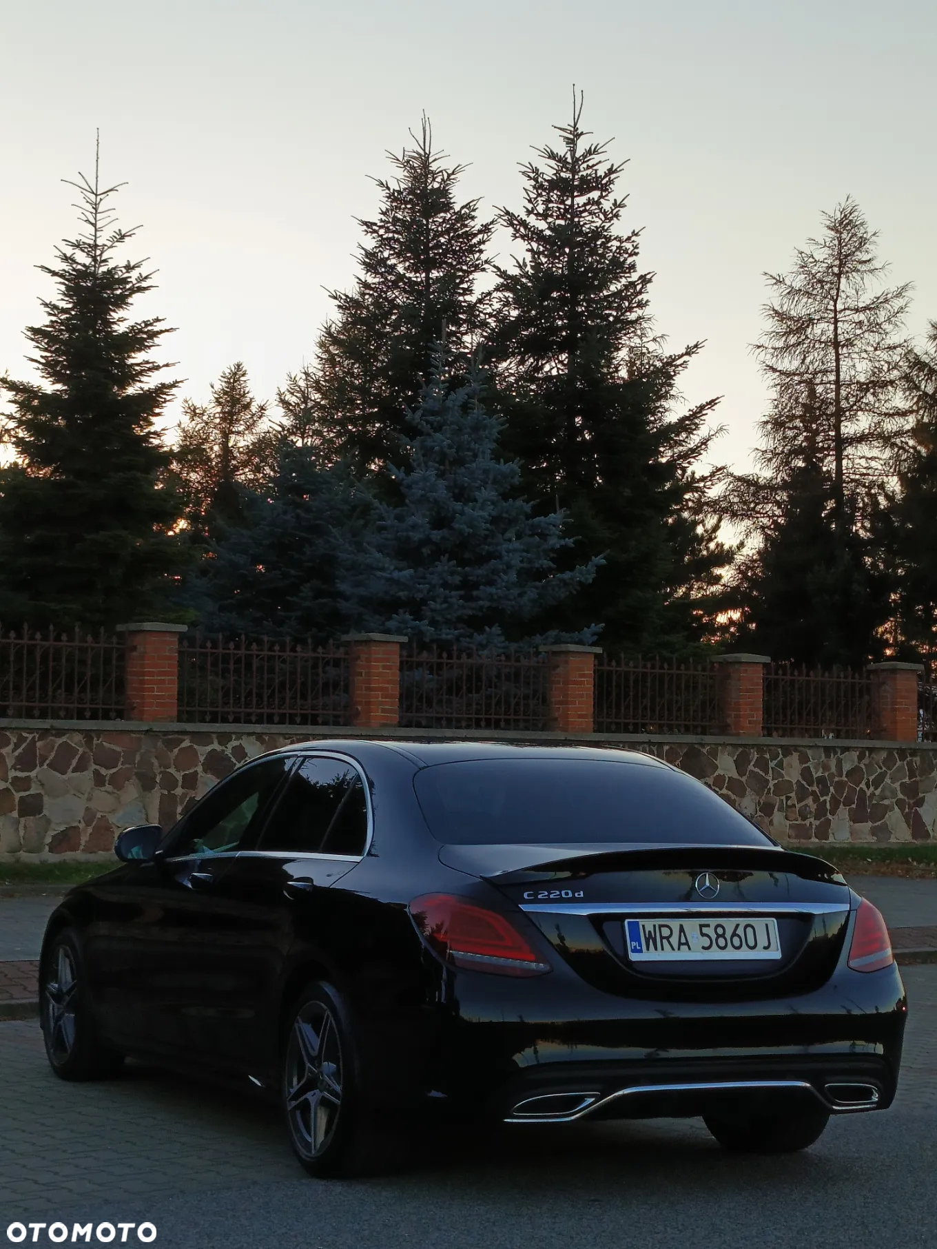 Mercedes-Benz Klasa C 220 d 9G-TRONIC AMG Line - 4