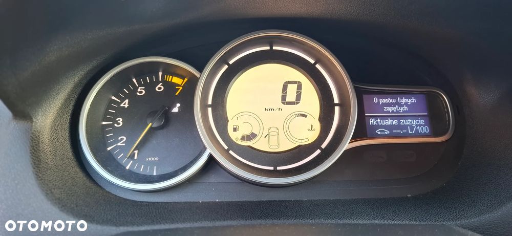 Renault Megane 1.6 16V Expression Euro5 - 10