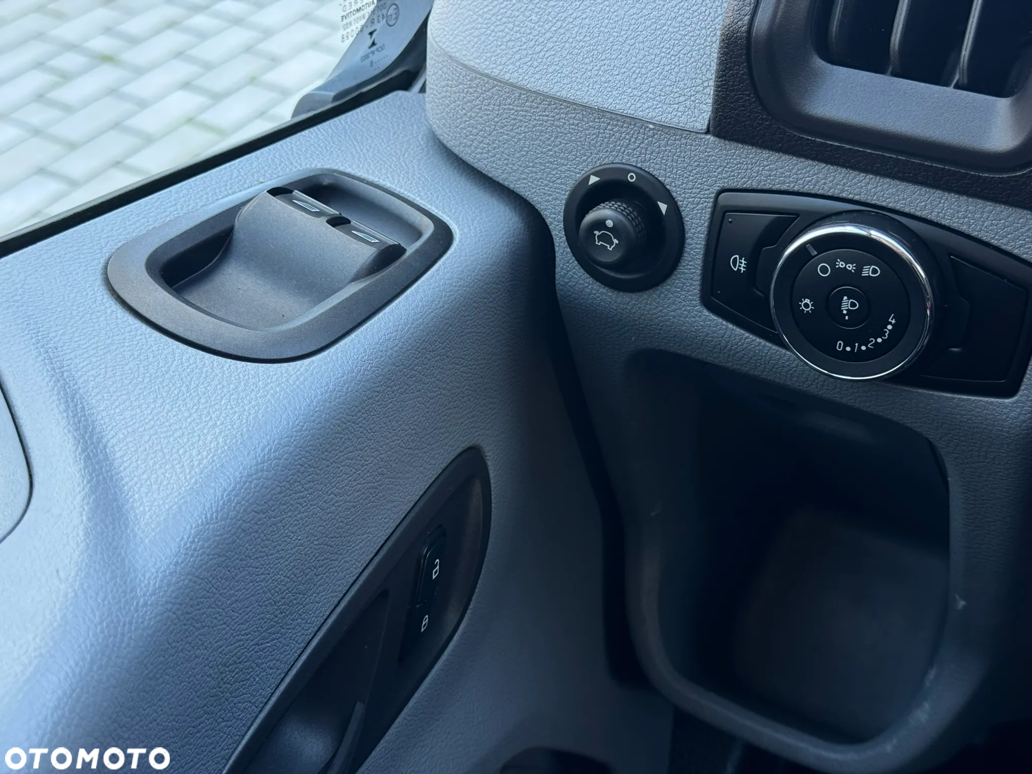 Ford Transit - 13