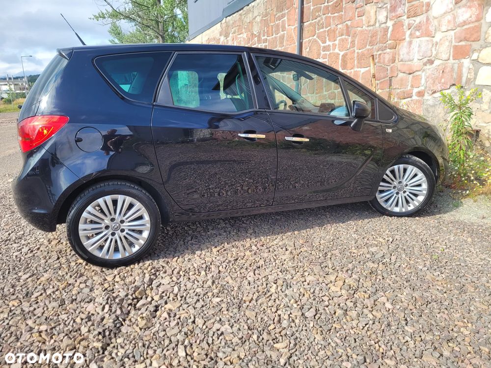 Opel Meriva 1.4 T Cosmo - 16