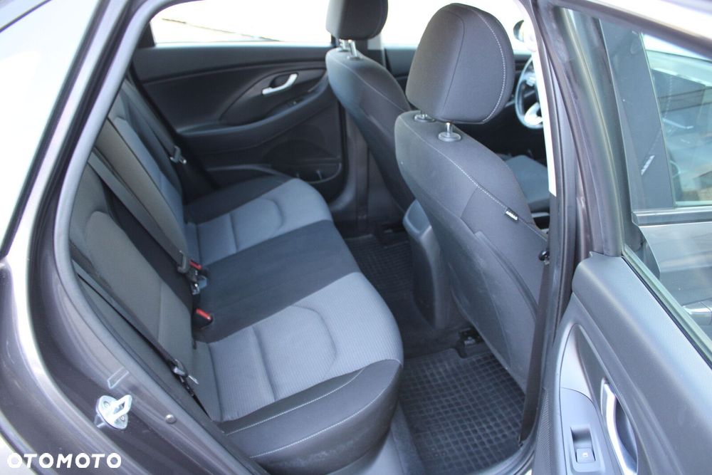 Hyundai i30 1.4 T-GDI Classic + DCT - 14