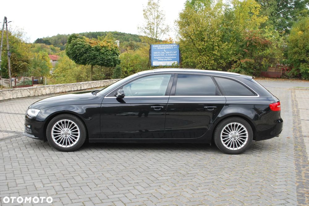 Audi A4 Avant 2012 photo 4