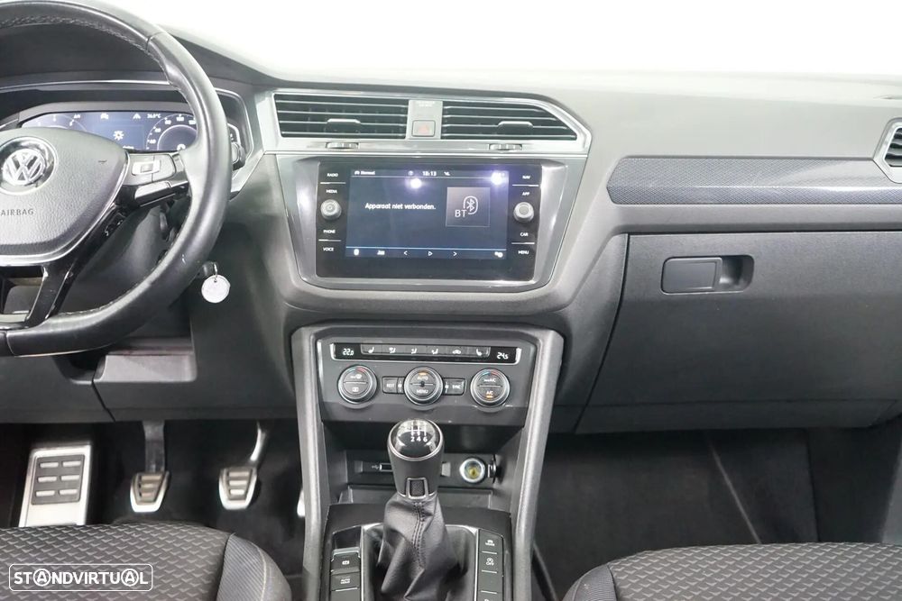 VW Tiguan 1.5 TSI Confortline - 24