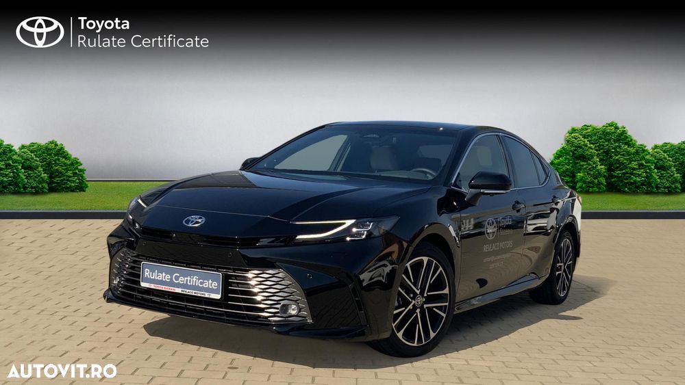 Toyota Camry 2.5 HEV Luxury - 2