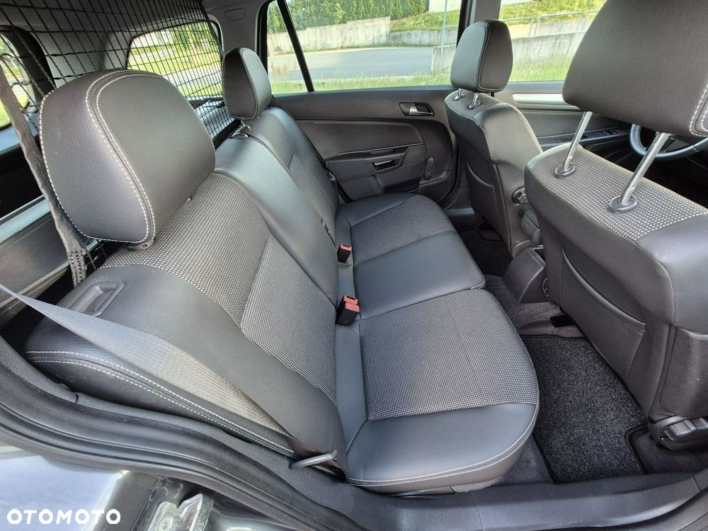 Opel Astra 1.6 ENERGY - 15
