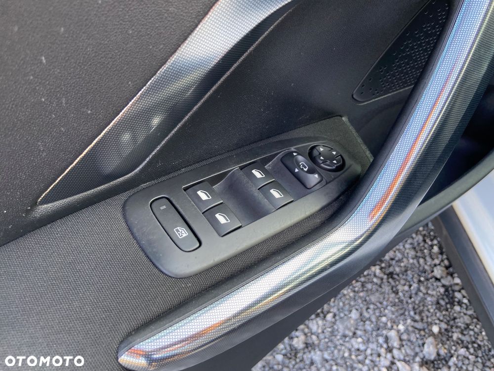 Peugeot 2008 PureTech 110 Stop&Start Allure - 25
