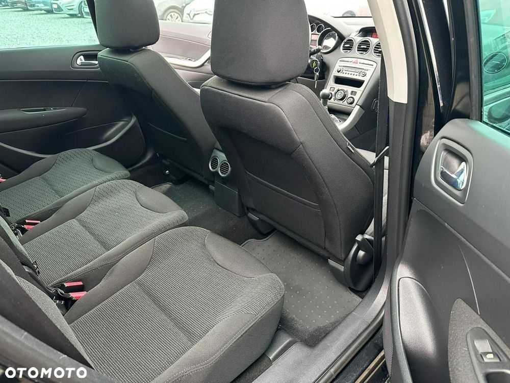 Peugeot 308 - 12