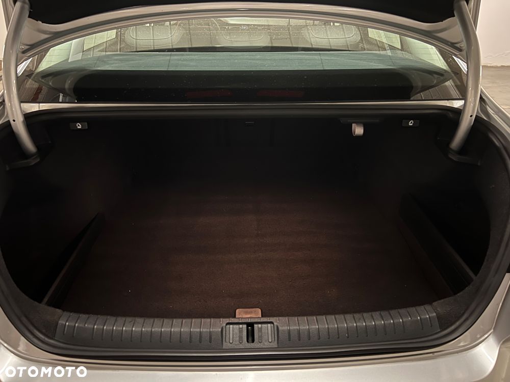 Volkswagen Passat 1.4 TSI BMT ACT Comfortline - 30