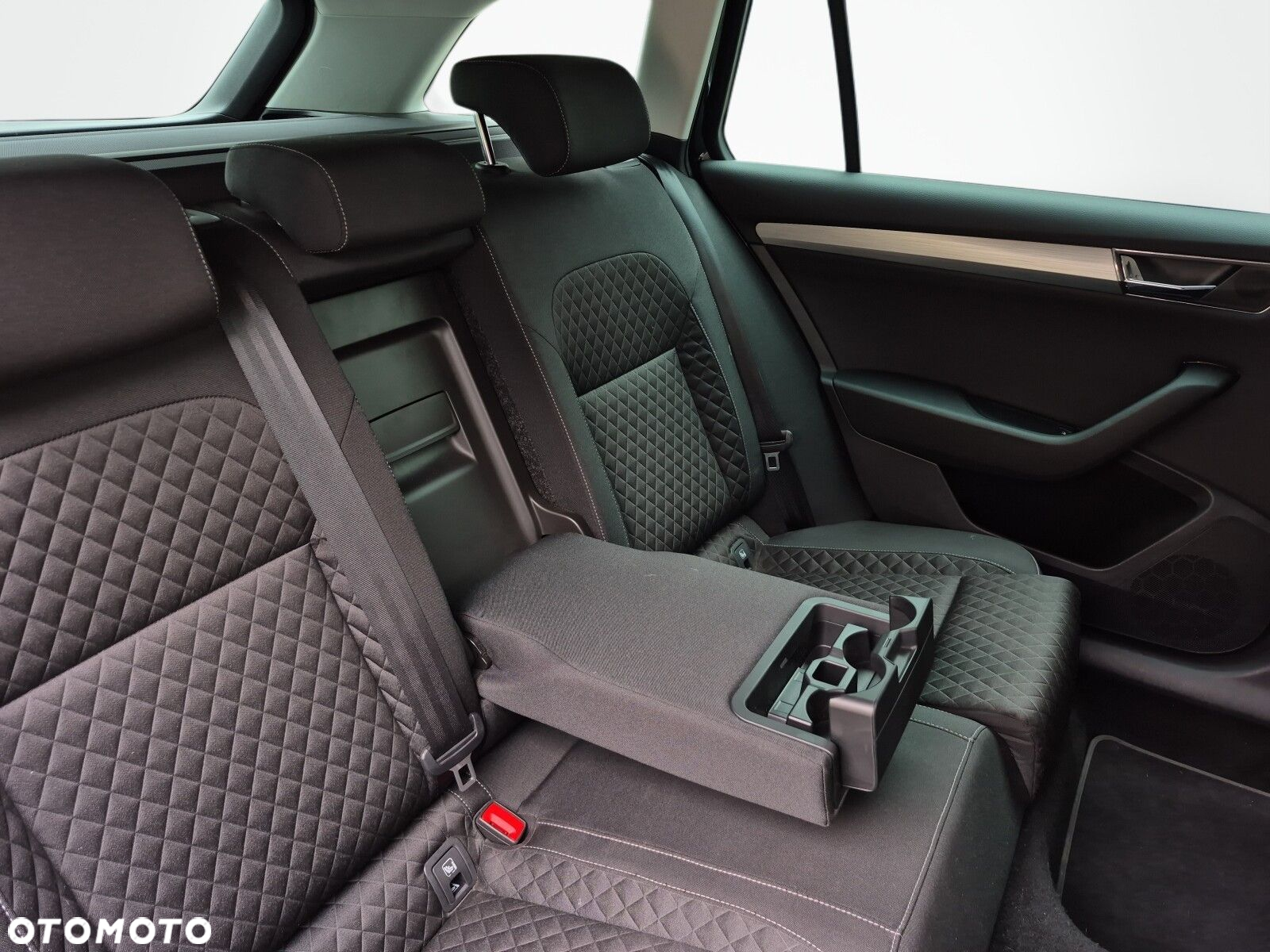 Skoda Superb 1.5 TSI Style DSG - 27