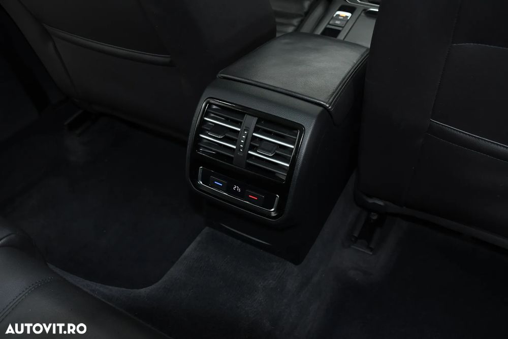 Volkswagen Passat Alltrack - 30