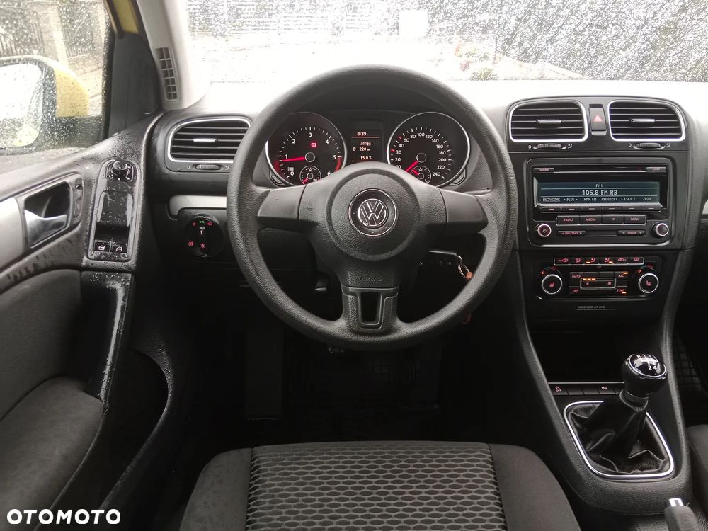 Volkswagen Golf 1.6 TDI DPF Comfortline - 13