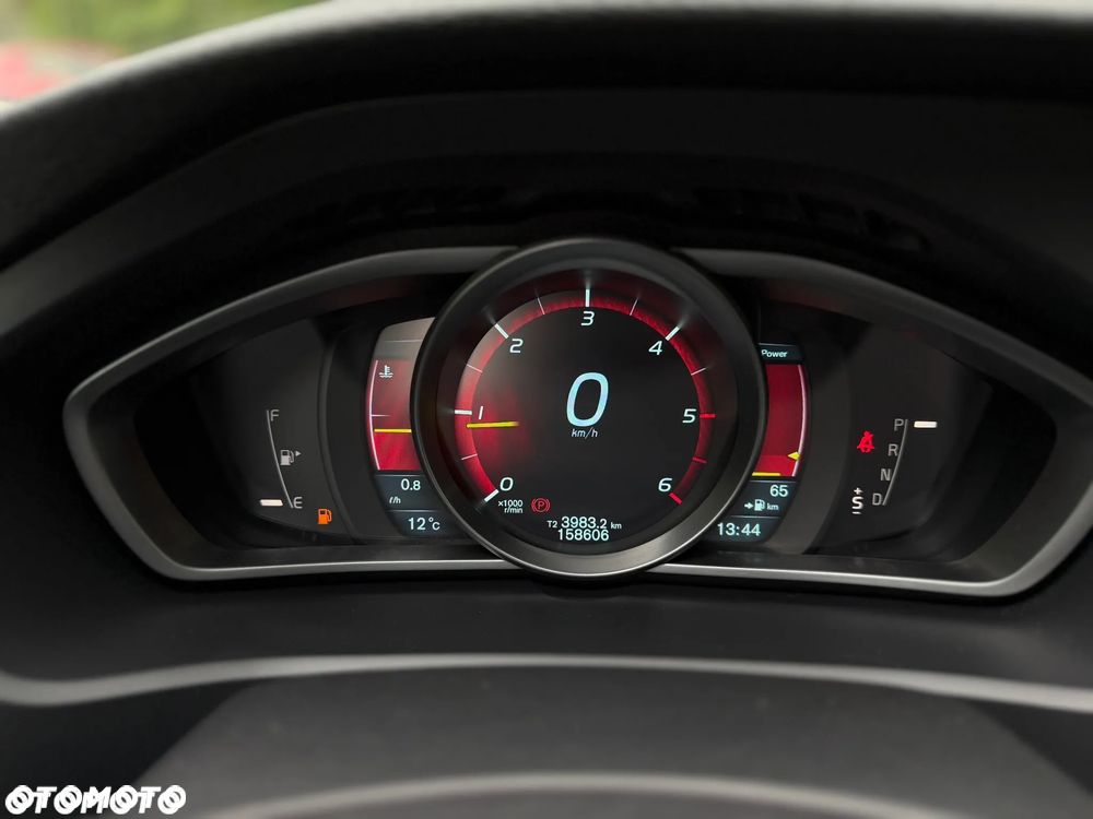 Volvo V40 D2 Powershift Momentum - 12