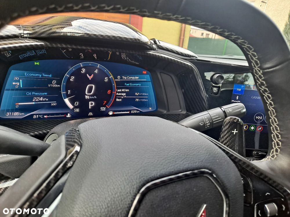 Chevrolet Corvette - 18