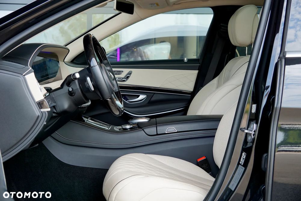 Mercedes-Benz Klasa S 560 4-Matic L 9G-TRONIC - 20