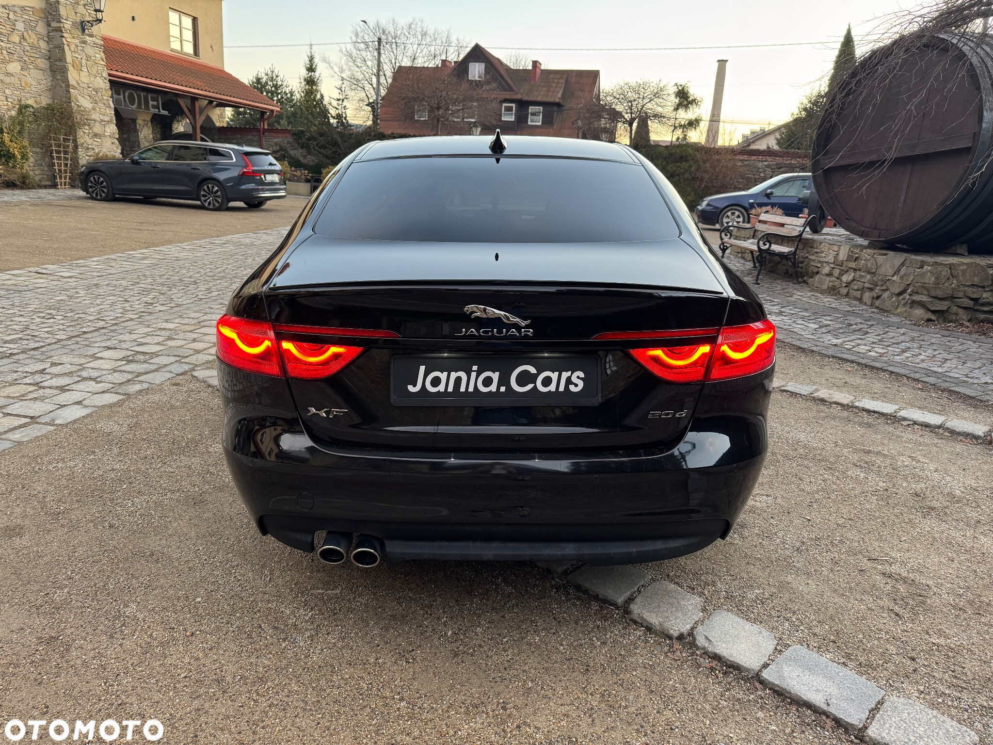 Jaguar XF - 7
