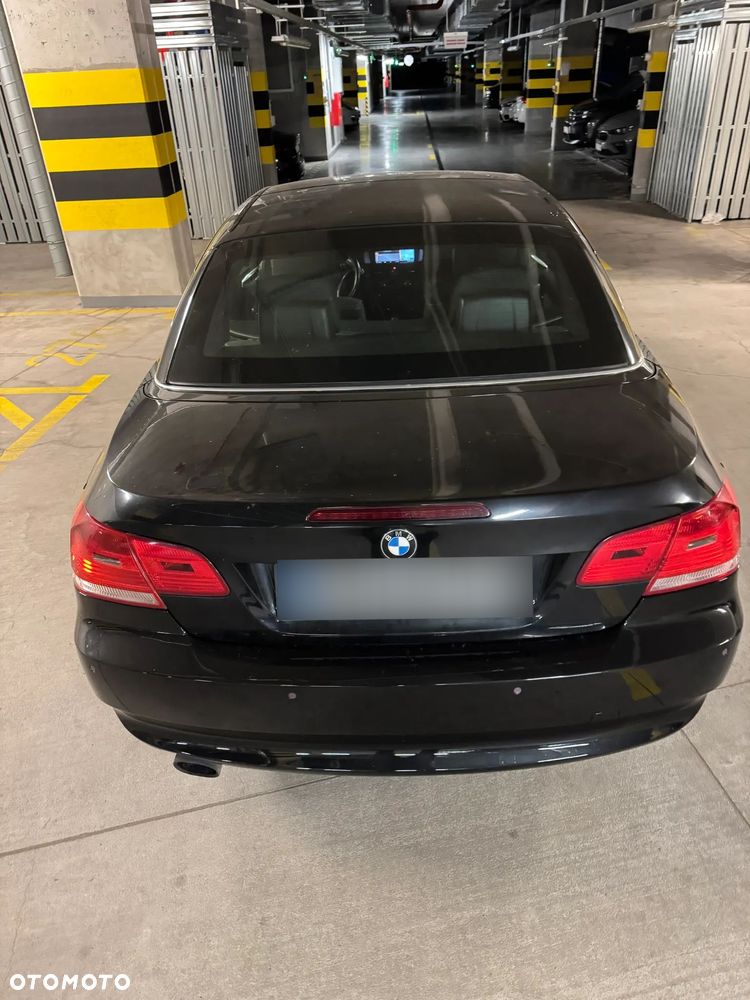 BMW Seria 3 320i - 5