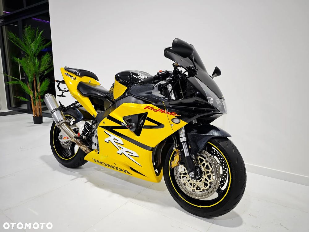 Honda CBR - 3